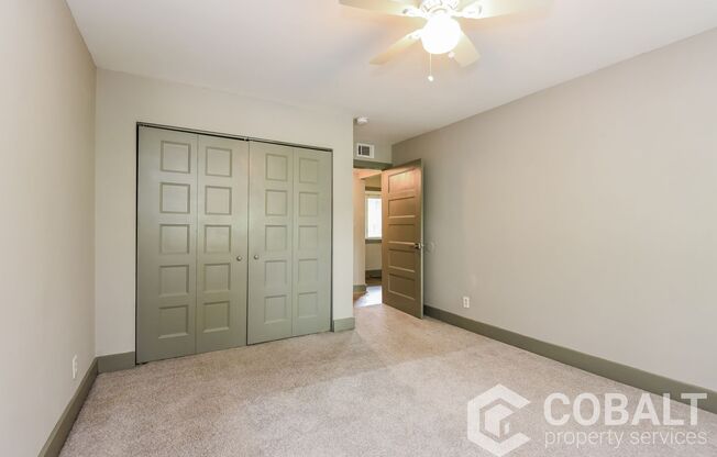 1 bed, 1 bath, 750 sqft, $1,049, Unit 4
