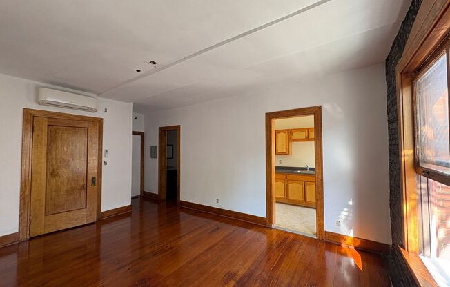 Studio, 1 bath, 325 sqft, $1,450, Unit I314