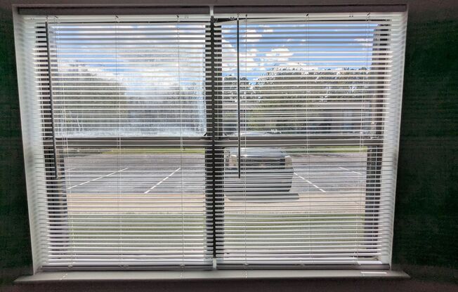 2 beds, 1 bath, 855 sqft, $1,049, Unit 3370-02