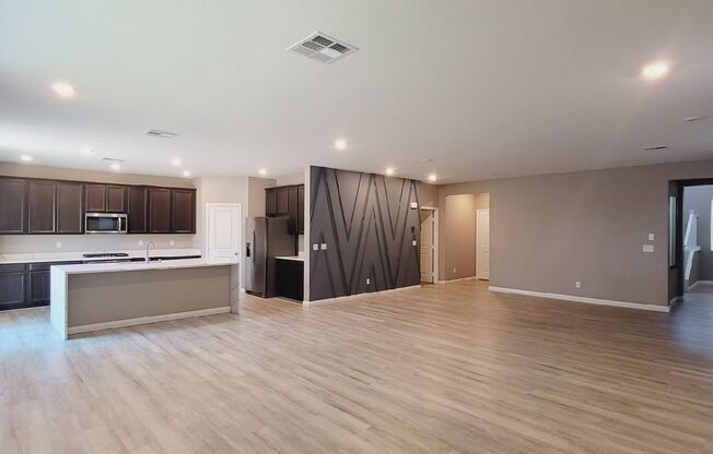 8745 Boa Vista Ave - 5 bedrooms , 3.5 bathrooms, 3059 SQFT