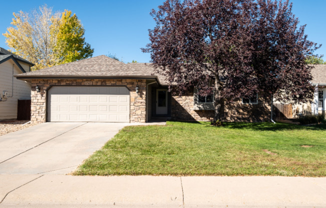 1743 68 AVE