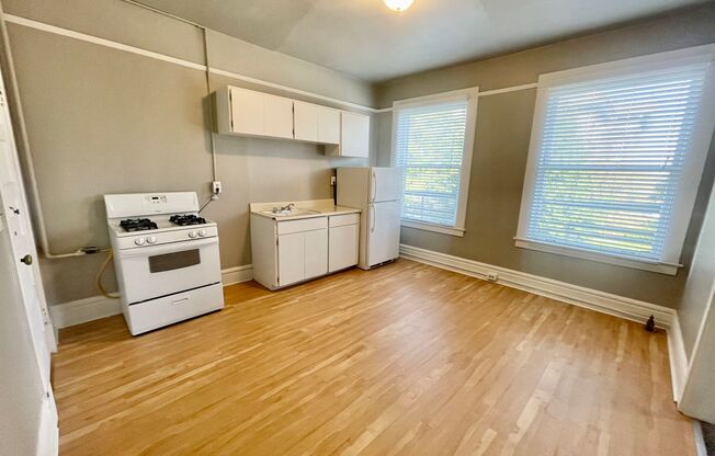 1 bed, 1 bath, 626 sqft, $900, Unit 202