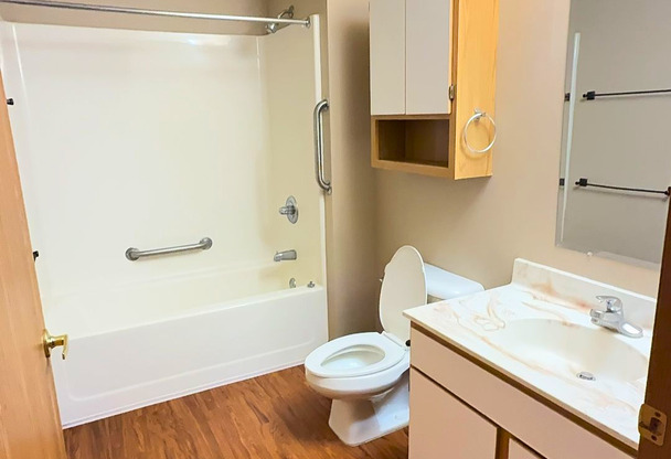 1 bed, 1 bath, $750, Unit PU420X-240