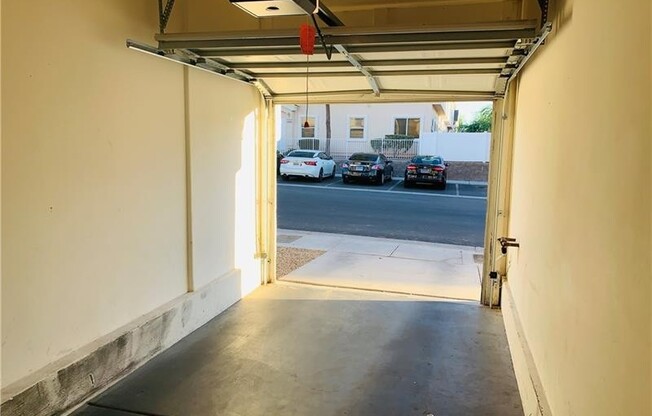 6546 Ozzie Harriet Avenue Unit 101 Bldg 109 Las Vegas, NV 89122
