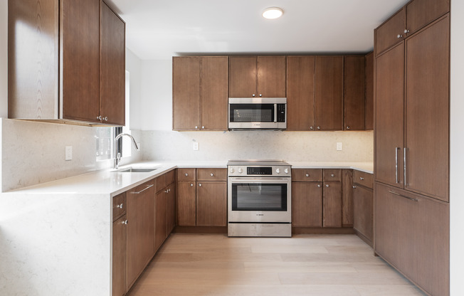 170 WYTHE AVE