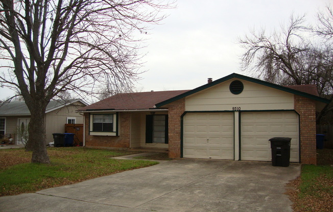 3 beds, 2 baths, $1,495