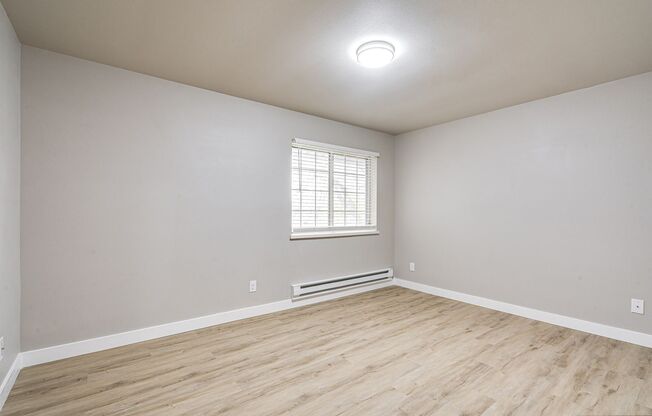2 beds, 2 baths, 1,050 sqft, $1,599, Unit FV9A