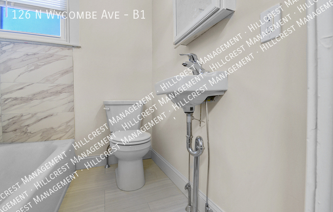 126 N WYCOMBE AVE