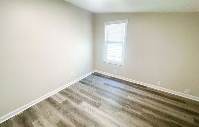 3 beds, 1 bath, $1,150