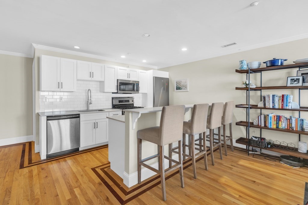 39 DORCHESTER ST