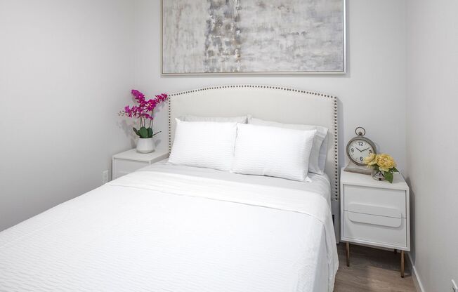 2 beds, 1 bath, 711 sqft, $1,455, Unit 103