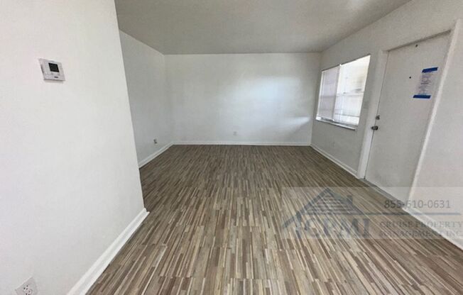 2 beds, 1 bath, 848 sqft, $1,795, Unit 6