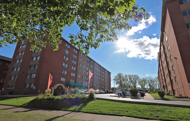 Edgewater Landing Apartments in Cleveland OH
