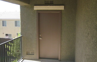 3 beds, 2 baths, $1,600, Unit UNIT 2027