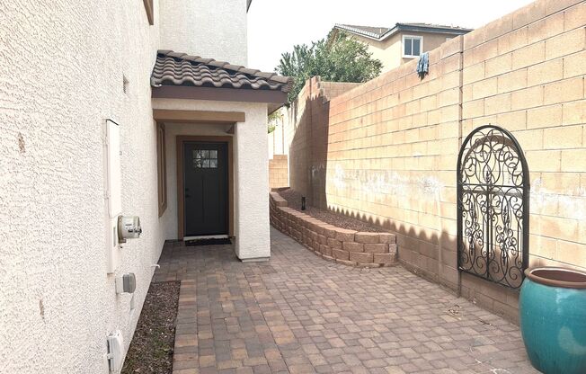 Newly Renovated 1,811 sqft home! 3365 Moon Eclipse