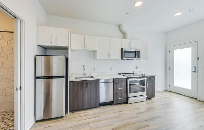 669 24 ST