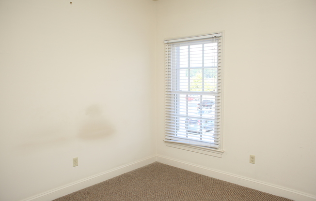 2 beds, 2 baths, 1,052 sqft, $1,750, Unit Ste #212