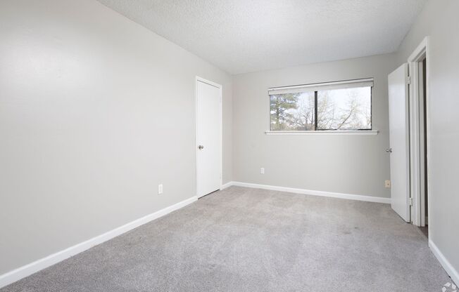 3 beds, 2.5 baths, 1,280 sqft, $1,400, Unit 903