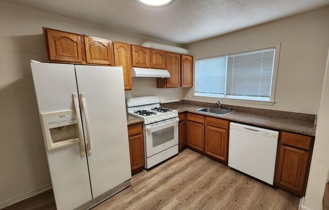 1 bed, 1 bath, 700 sqft, $1,695