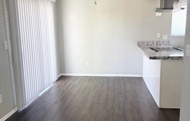 2 beds, 2 baths, 1,100 sqft, $2,895, Unit 7