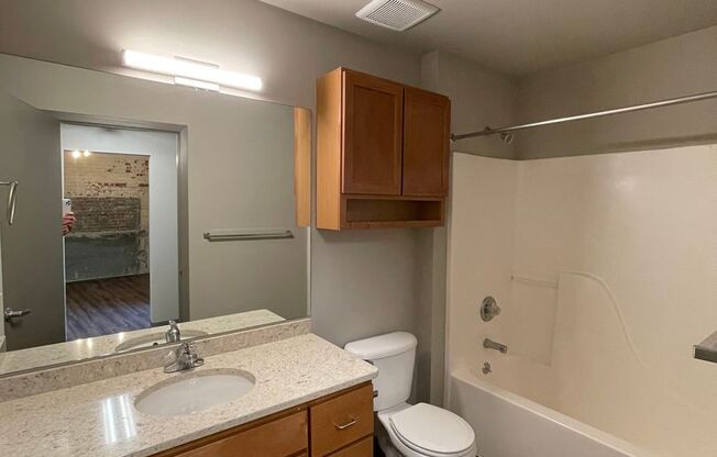 2 beds, 2 baths, 1,310 sqft, $2,075, Unit 504