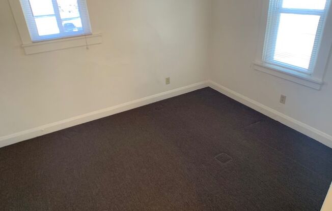 1 bed, 1 bath, $750