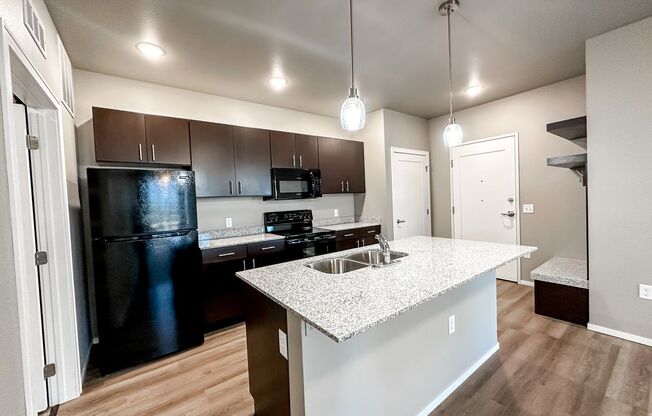 2 beds, 1 bath, 1,070 sqft, $1,445, Unit Bldg 4 Apt 4216