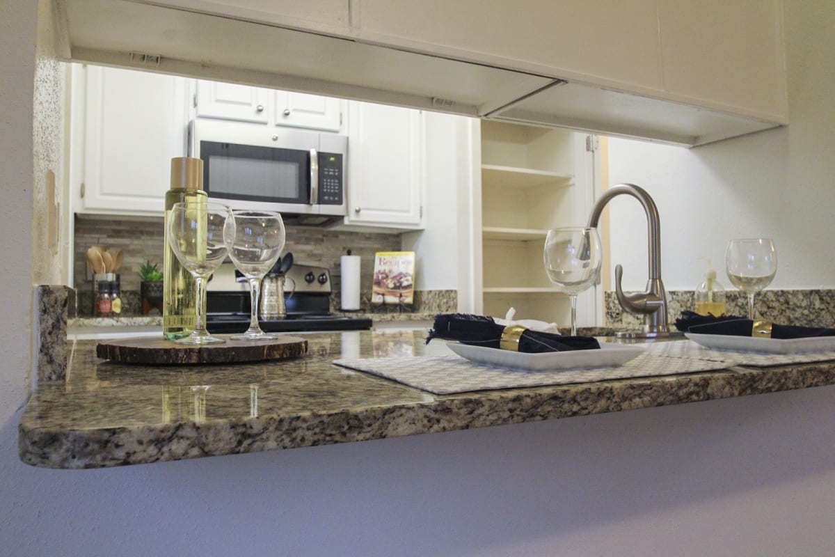 Welcome Home to Cambridge Court Apartments