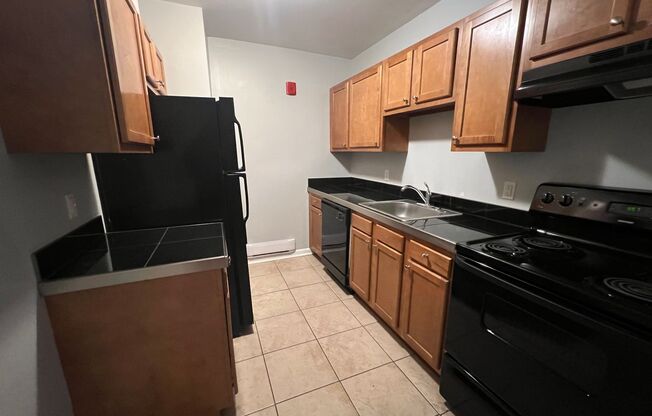 5703-5717 Hobart Street