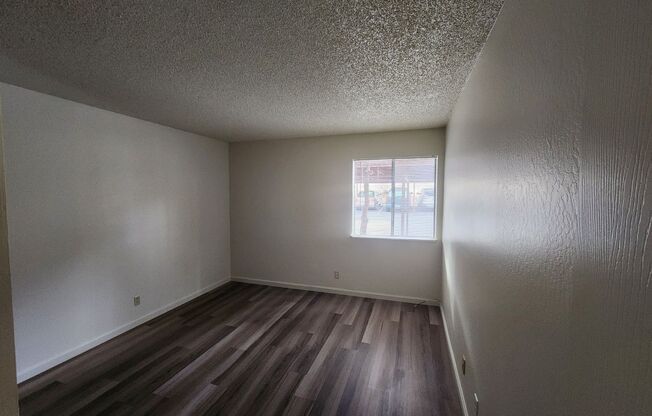 2 beds, 1 bath, $1,575