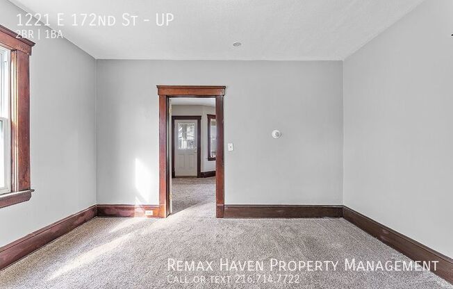 1221 E 172nd St