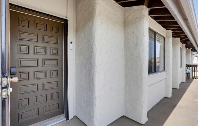 Beautiful Spacious Condo with Panoramic Views of the La Costa Golf Course!!!