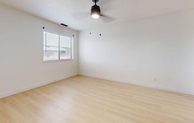 1 bed, 1 bath, 900 sqft, $900, Unit 201-207E