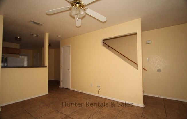 2 beds, 1.5 baths, $875, Unit Unit C