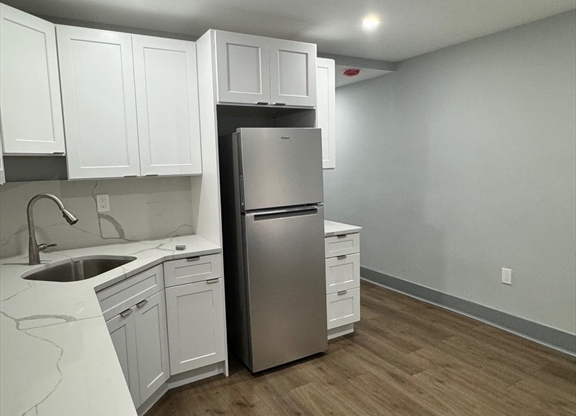 170 PUTNAM