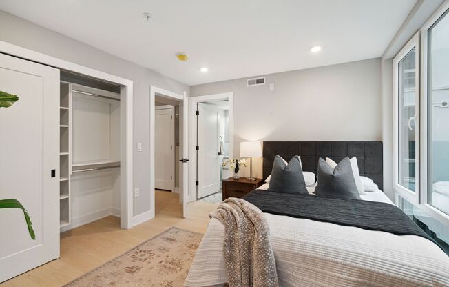 1 bed, 1 bath, 630 sqft, $1,575, Unit 211