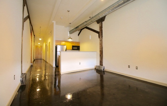 1 bed, 1 bath, 644 sqft, $1,295, Unit APT 11W