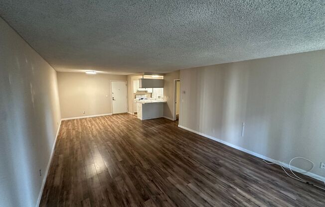 2 Bed, 2 Bath Condo in Cross Creek Village, Playa Del Rey