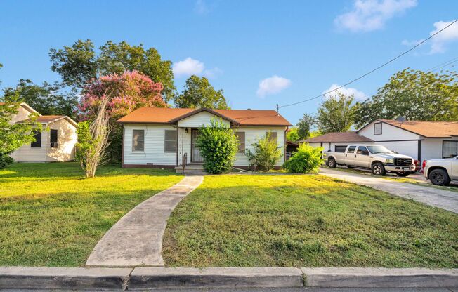 Charming 2-Bedroom Home in San Antonio