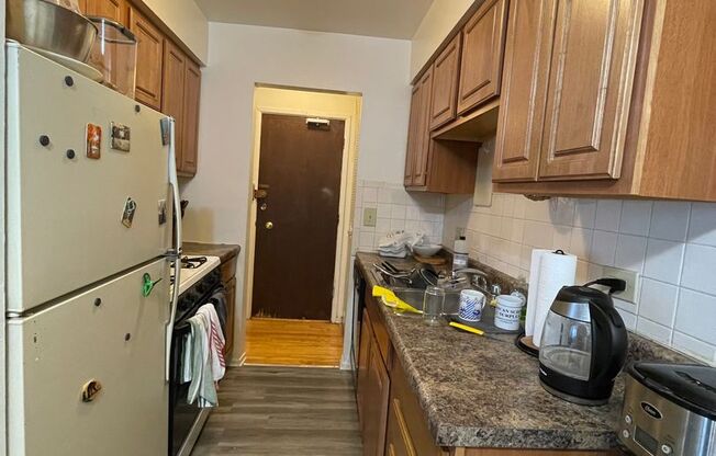 1 bed, 1 bath, 550 sqft, $1,825, Unit 535-359