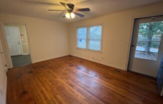 3 beds, 1 bath, $1,350