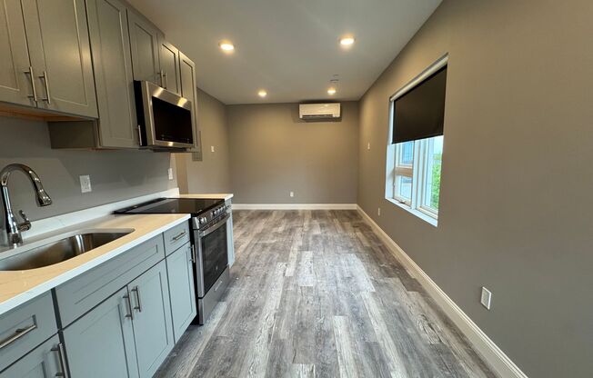 Studio, 1 bath, $1,850, Unit 304