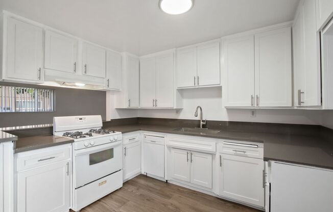 Stillman Apartments