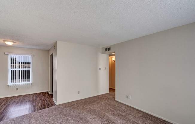 Golden Crest Living Room Apartments near Midland, Texas