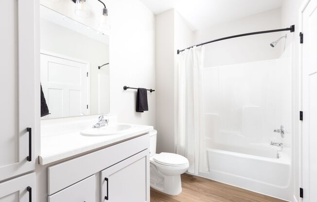 1 bed, 1 bath, 704 sqft, $1,230, Unit 307