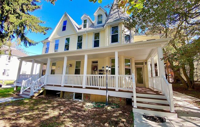 For Rent: Charming Residence on Roland Ave – Your Ideal Home Awaits!