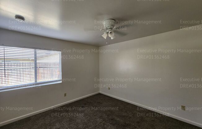 2 beds, 1 bath, $1,425, Unit B