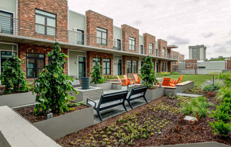 2100 Acklen Flats