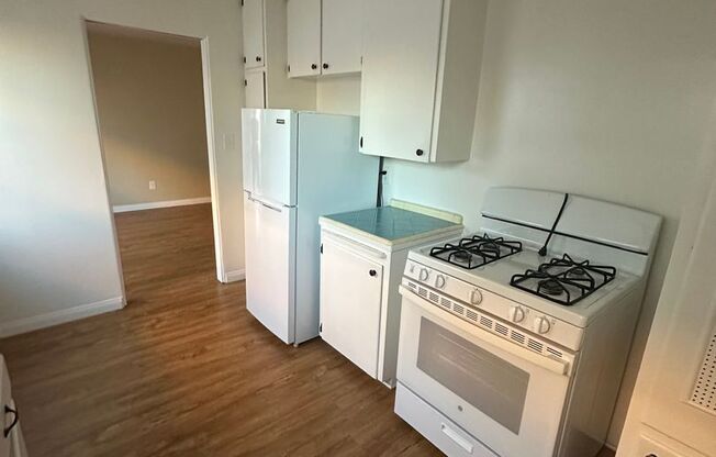 1 bed, 1 bath, $1,895, Unit 4318.5