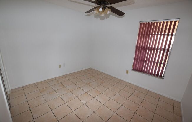 2 beds, 2 baths, $1,600, Unit Orange